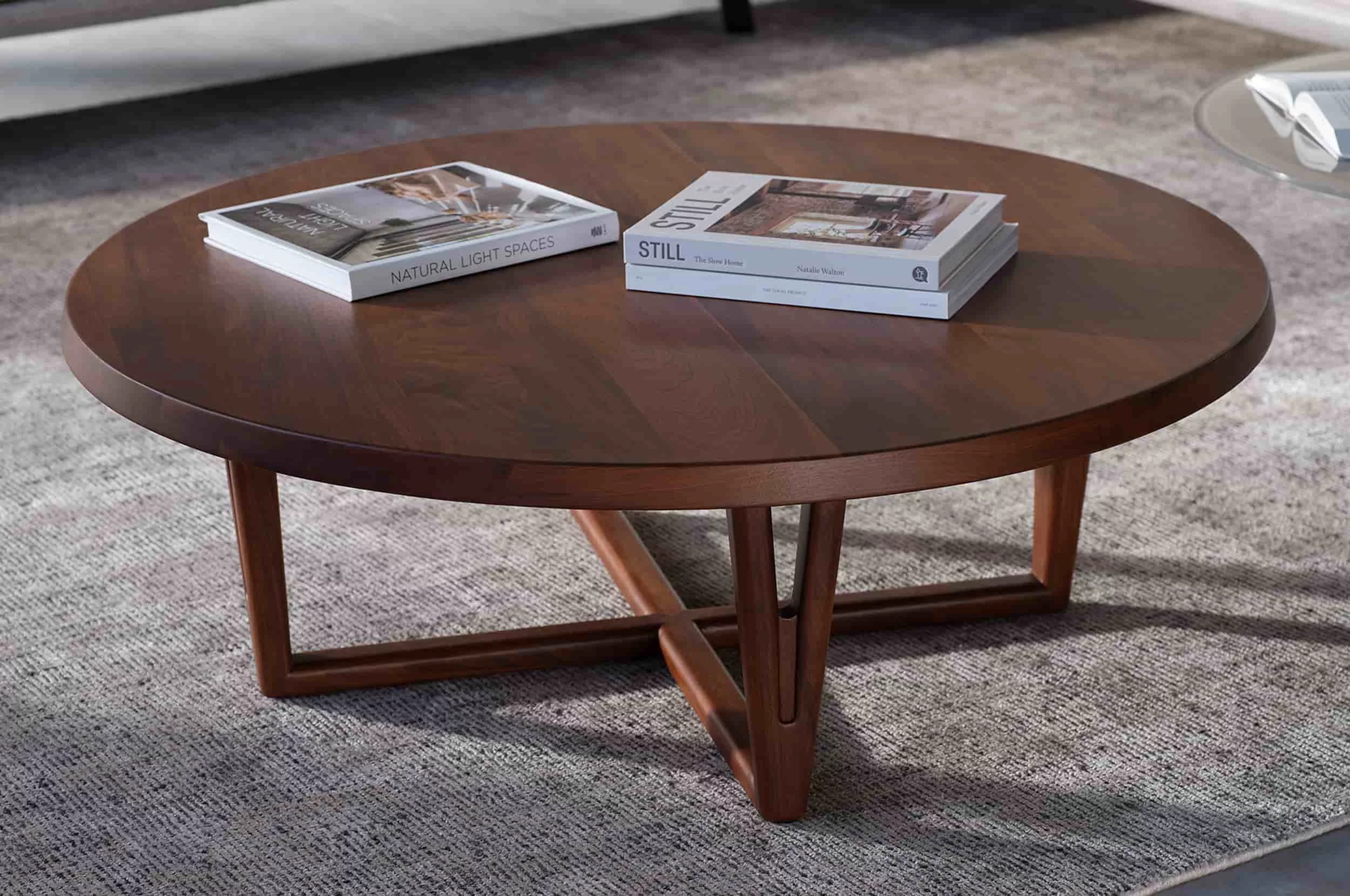 King furniture coffee table discount